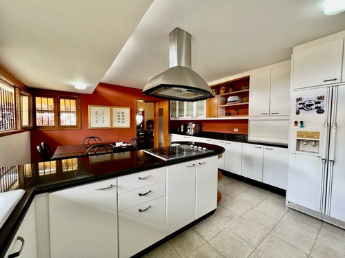 Imagen 10 de 30 de Se Vende Casa 540m2 4h+s+anexo/7b/8p Tusmare