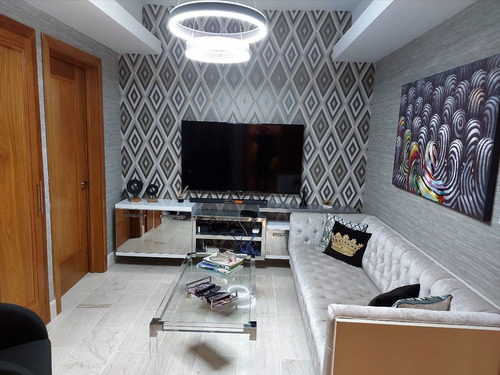 Hermoso Apartamento En Naco