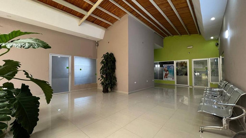 Mg Oficina En Alquiler Barrio Obrero Buganvilla
