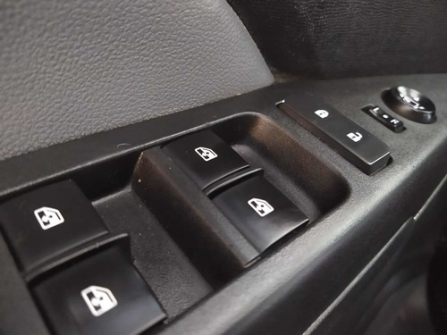 Imagen 19 de 24 de Chevrolet S10 2018 2.8 High Country Cd Tdci 200cv Manual 4x2