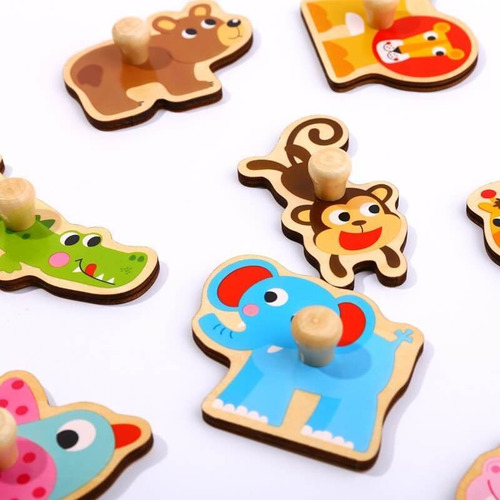 Imagem 3 de 3 de Encaixe Com Pinos - Floresta - Tooky Toy