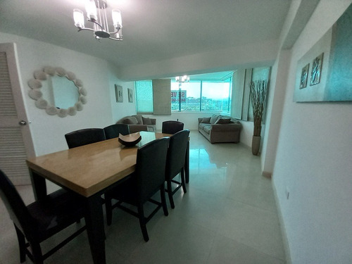 Imagen 2 de 14 de Hermoso Apartamento En Edif. Estefanny, Costa Azul