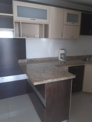 Se Vende Apartamento En La Urb. Villas Merey  Ve02-002st-ecam