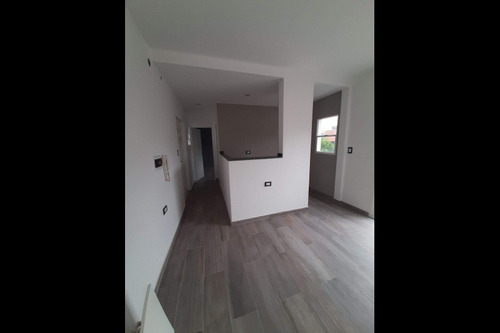 Imagen 4 de 11 de Departamento En Venta En Ramos Mejia Sur