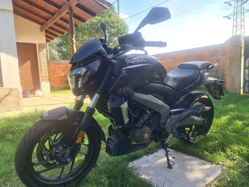 Bajaj Dominar 400 Modelo 2018.