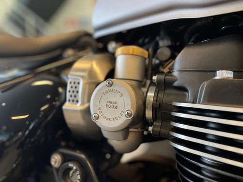 Triumph Bonneville Bobber 1200 25/25 Harley 883 (ja)