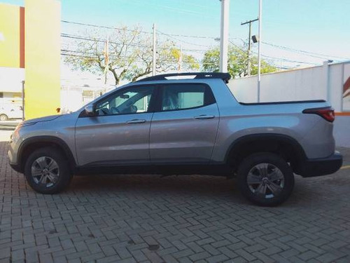 Imagem 8 de 9 de Fiat Toro 1.8 16v Evo Flex Freedom At6