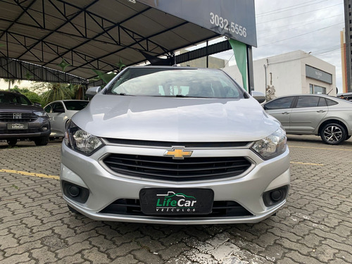 Imagem 3 de 14 de Chevrolet Onix Hatch Lt 1.0 8v Flexpower 5p Mec. 2019 Pr...