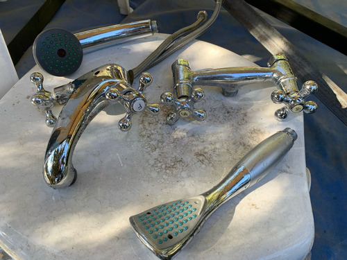 Artículos Para Baño Varias - Modelos Griferia De Ducha (Usado)