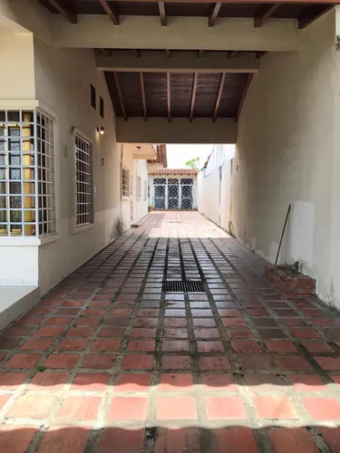 Se Vende Casa Urb.la Floresta