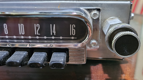 Radio Para Auto Falcon Década Del 60. Impeccable (Usado)