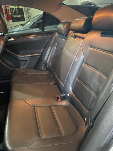 Volkswagen Vento 2.5 Luxury 170cv