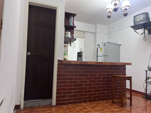 Apartamento Tipo Estudio En Carmelitas