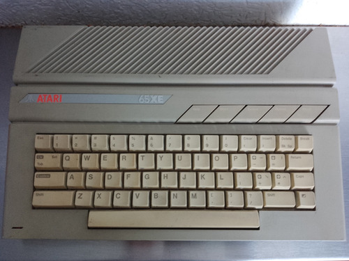  Atari 65 Xe Computadora Vintage 
