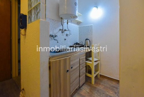 Imagen 8 de 11 de 46 E/ 8 Y 9 La Plata - Departamento En Venta