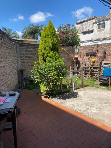 Lote En Venta En Remedios De Escalada Oeste