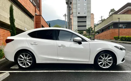 Mazda 3 2.0 Touring