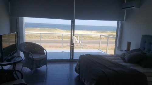 Hermosa Casa En Santa Mónica - José Ignacio-ref:1994
