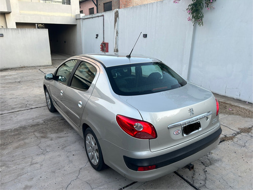 Peugeot 207 1.6 Xt