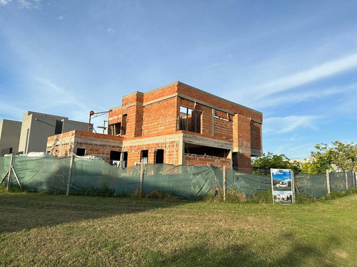 Imagen 6 de 30 de Venta Excelente Casa 5 Ambientes En El Canton - Norte