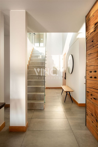 Departamento En Venta De 3 Dorm. En Lo Barnechea