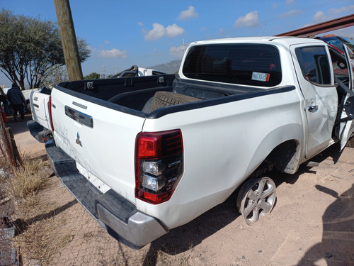 Desarmo Mitsubishi L200 Did 4x4 Año 2022 Solo Por Partes