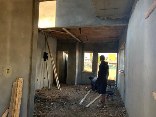 Imagem 14 de 17 de Sobrado À Venda, 98 M² Por R$ 530.000,00 - São João Do Rio Vermelho - Florianópolis/sc - So0150