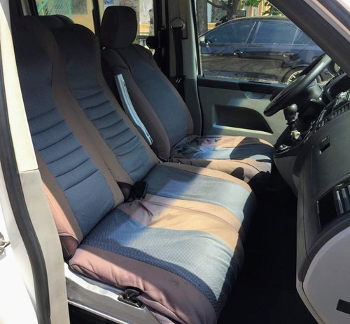 Volkswagen Transporter T5 17 Pasajeros 2013