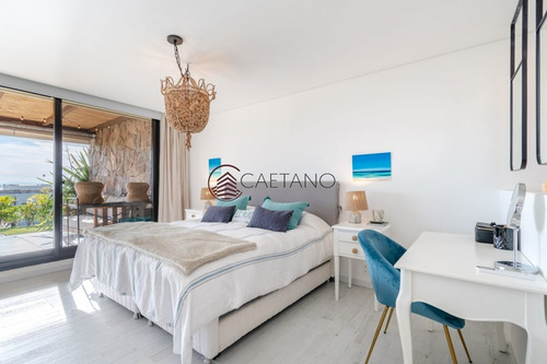 Imagen 15 de 30 de Venta De Exclusivo Departamento De Tres Dormitorios Completamente Reformado En Quartier Punta Ballena - Punta Ballena Punta Ballena