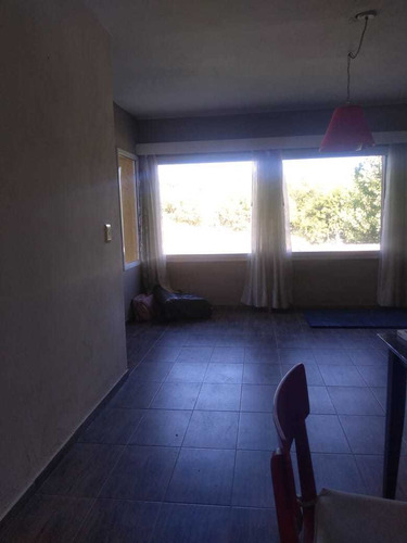 Imagen 13 de 23 de Casa Dos Dormitorios De Categoria Tanti Centro. Barrio Cerrado