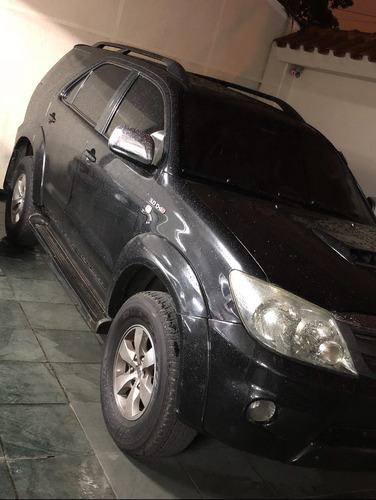 Toyota Hilux SW4 3.0 Srv 7l 4x4 Aut. 5p
