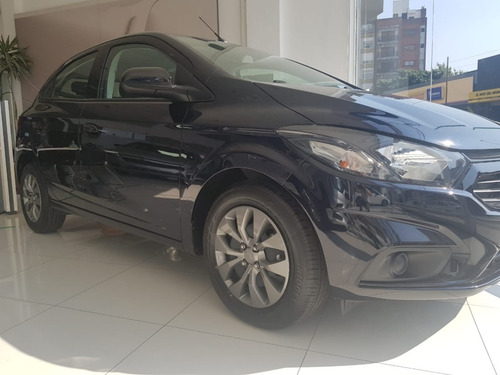 Nuevo Onix Joy Black 5p 1.4 Mt -