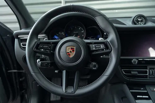 Porsche Macan T