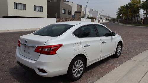 Nissan Sentra 1.8 Advance Cvt