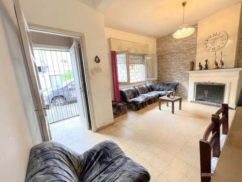 Imagen 5 de 29 de Venta Casa Ph, La Figurita, 3 O 4 Dormitorios, 2 Baños, Patio, Parrillero, Planta Baja Y Al Frente