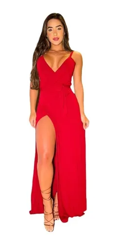 Vestido com abertura nas deals pernas