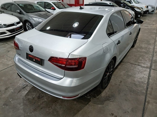 Volkswagen Vento 2.0