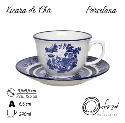 Antigo Jogo De Chá De Porcelana Azul Britânico. Foto de Stock