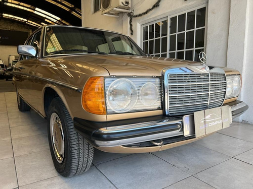 Mercedes Benz E230 1981