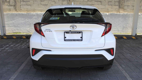 Imagen 4 de 15 de Toyota C-hr 2020 4p Cvt L4/2.0 Aut