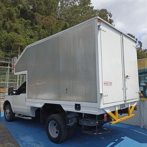 Imagen 3 de 13 de Ford F-350