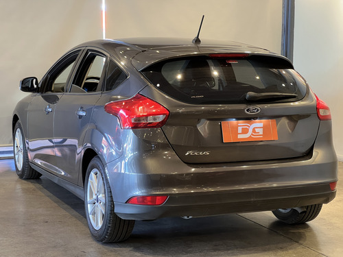 Ford Focus III 2.0 Sedan Se At6