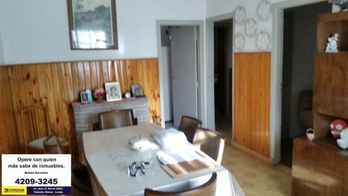 Imagen 2 de 10 de Casa 3 Ambientes En Venta