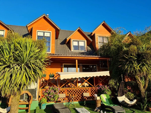 Casa En Ancud 400m2 Con Piscina Con Vista A La Ciudad