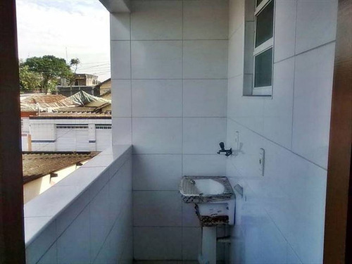 Imagem 27 de 30 de Lindo Sobrado Novo Muito Grande E Ótimo Acabamento Com Janelas E Pórtão Em Alumínio Na Cor Branco Próximo Ao Mercado Dia Escolas Ponto De Ônibus E Lotação Padaria Farmácia E Feira Livre. - Hm1257