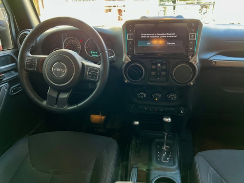Imagen 12 de 15 de Jeep Wrangler Unlimited 4p 284hp 3.6 4x4 Automático 2018