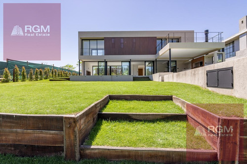 Imagen 28 de 30 de Casa En Lagos Del Golf- Cuatro Dormitorios Mas Escritorio