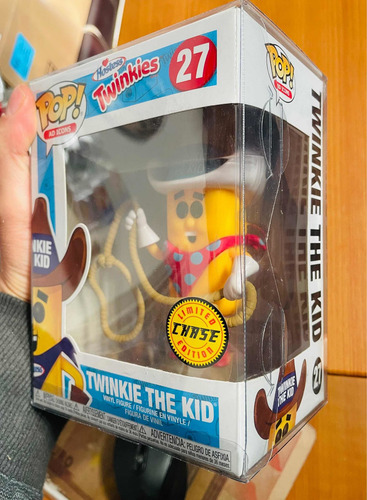 Funko Pop Twinkie The Kid Edición Limitada Chase +protector (Usado)