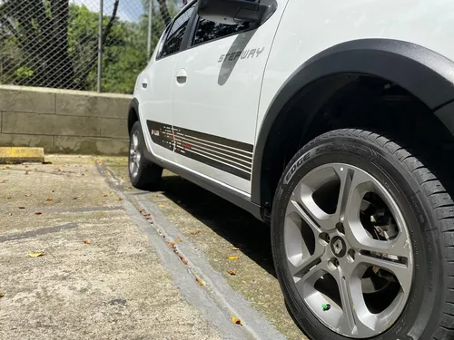Renault Stepway 1.6 Intense Automática