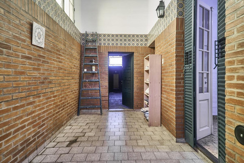 Imagen 21 de 30 de Venta - Caballito - Ph De 5 Ambientes Con Garage Y Quincho